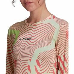 Adidas TERREX Trail Graphic Longsleeve Shirt Women almost lime/acid red -Training Shirts Shop adidas terrex trail graphic longsleeve shirt women almost lime acid red 5