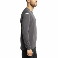 Haglöfs L.I.M Mid Roundneck Top Men magnetite -Training Shirts Shop hagloefs lim mid roundneck top men magnetite 5