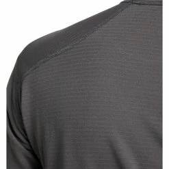 Haglöfs L.I.M Mid Roundneck Top Men magnetite -Training Shirts Shop hagloefs lim mid roundneck top men magnetite 6