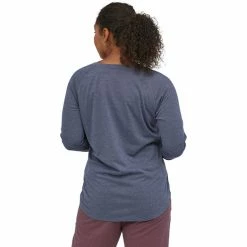 Patagonia Cool LS Trail Shirt Women classic navy 9 Patagonia Cool LS Trail Shirt Women classic navy -Training Shirts Shop patagonia cool ls trail shirt women classic navy 3