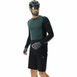 UYN Crossover Long Sleeve Shirt Men deep forest/black 10 UYN Crossover Long Sleeve Shirt Men deep forest/black -Training Shirts Shop uyn crossover long sleeve shirt men deep forest black 3